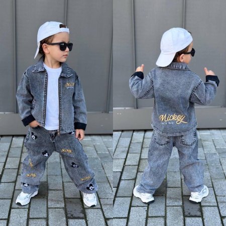 طقم جينز من 3 قطع مزين باللؤلؤ والنجوم